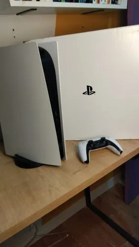 Playstation 5 Standard com leitor + controle DualSense