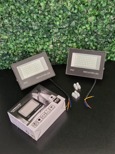 2x Refletores de Led 100w Resistente à Água