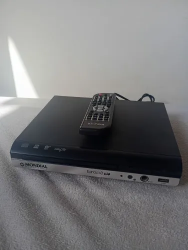 DVD MONDIAL COM CONTROLE REMOTO
