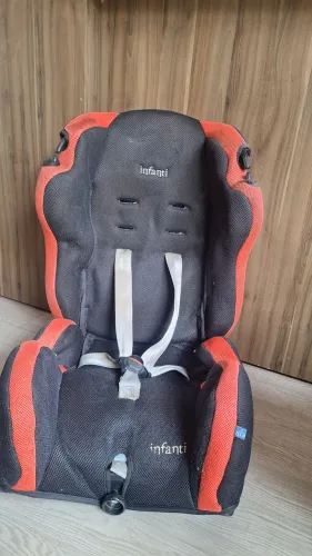 Cadeirinha para carro/ Infanti -15 a 36 Kg