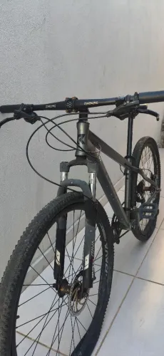Bicicleta aro 29' freio hidráulico
