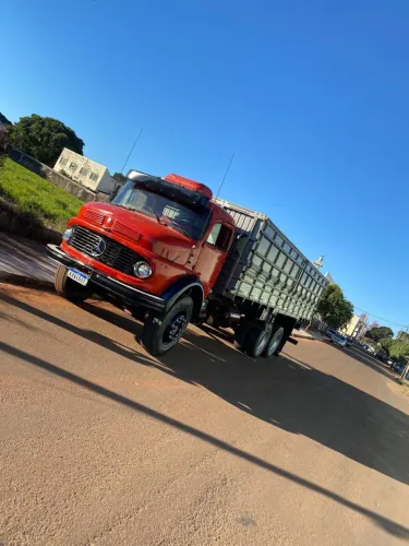 Caminhão 1513