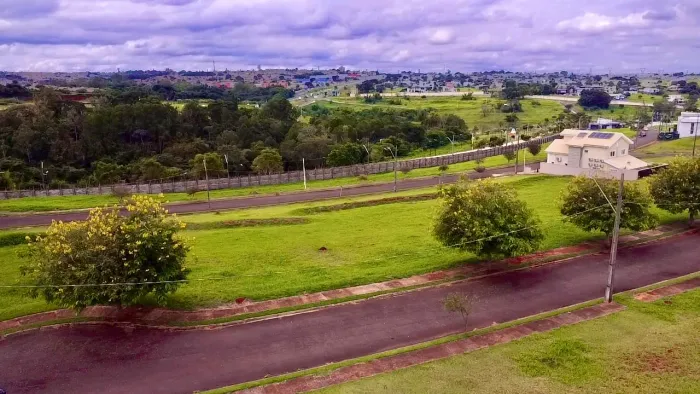 Terreno em Condomínio fechado - Campos do Conde 2