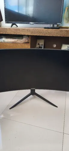Monitor 32 Mancer Valak