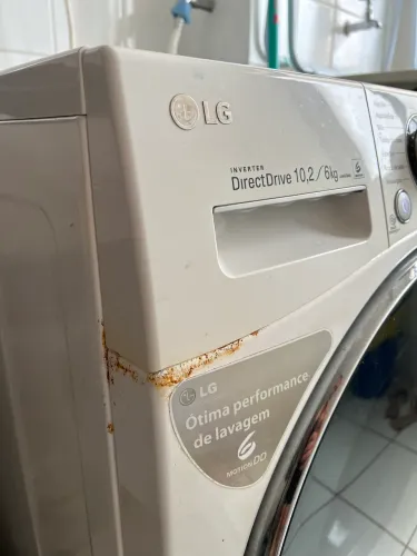 Lava e Seca LG