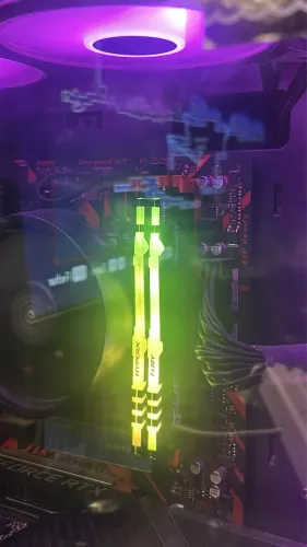Memória Ram DDR4 2x16gb rgb Kingston