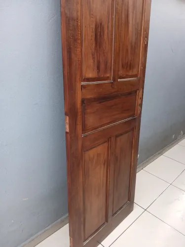 Porta madeira maciça