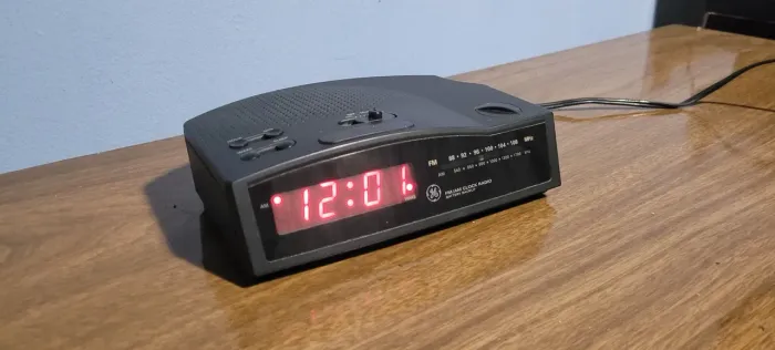 Radio Relogio GE
