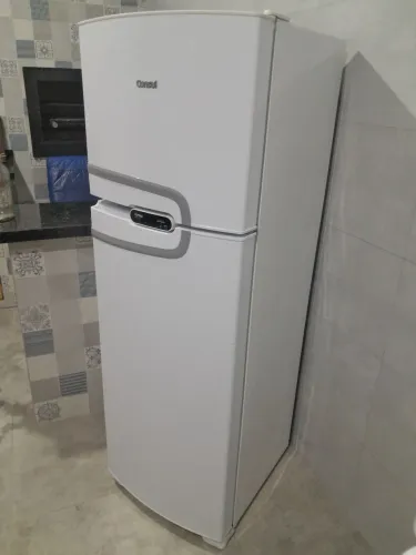 Geladeira Cônsul 275 litros 110v super nova