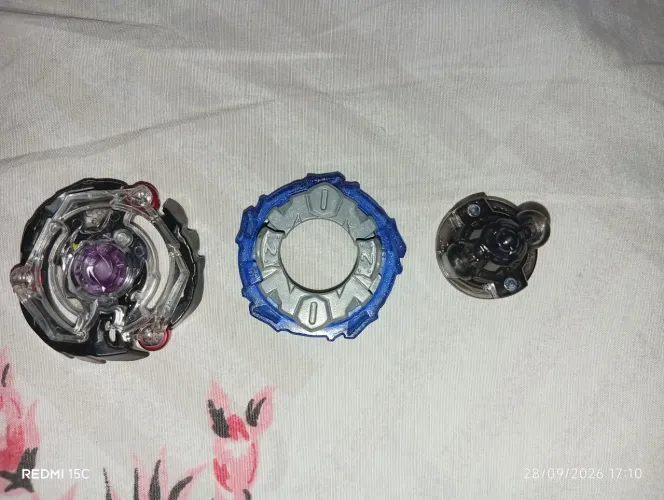 Kreis satan frame aleatório Takara Tomy usado