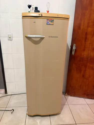 Geladeira Eletrolux 