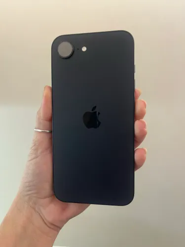 IPHONE 16e 128GB SEMINOVO NA GARANTIA APPLE ATÉ ABRIL DE 2027!!!