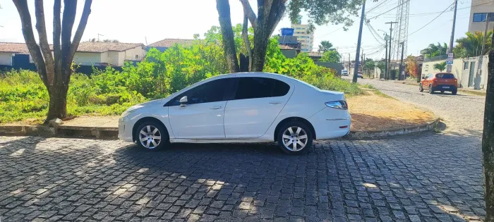 Peugeot 408 Sedan Allure 2.0 Flex 16V 4P Aut. 2012
