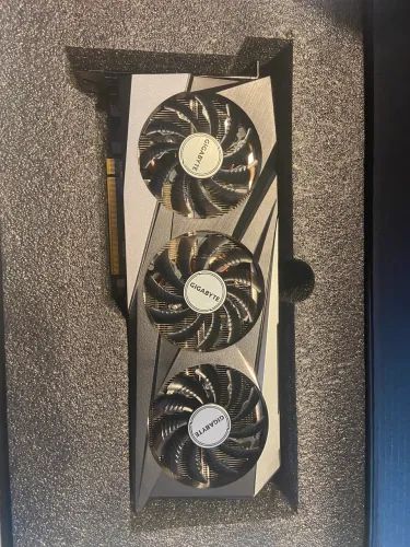 Rx 7600 Gigabyte Triple Fan 8GB - Perfeito Estado