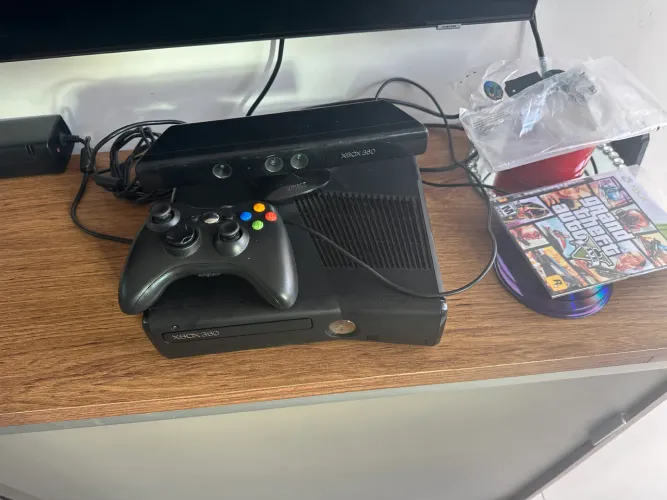 Xbox 360 + kinect