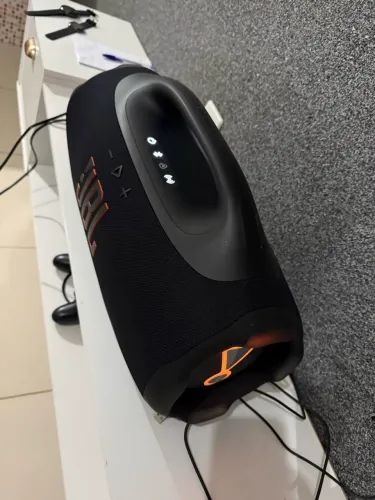 Bombox4