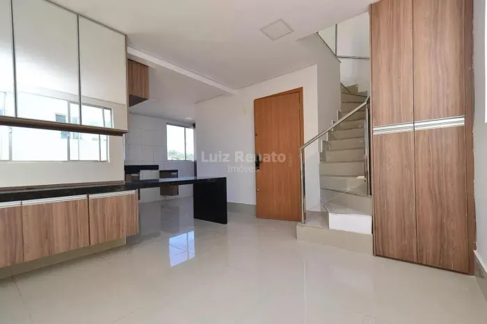 Cobertura à venda no bairro Santo Antônio