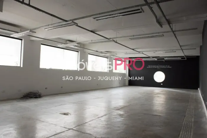 Imóvel Comercial 1.100m² para Venda ou Locação na Vila Olímpia