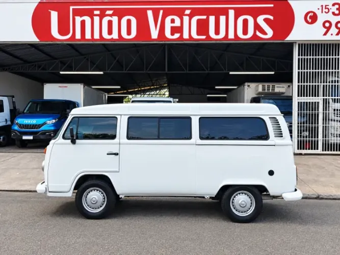 Volkswagen Kombi Standard 1.4 MI Total Flex 8V 2013