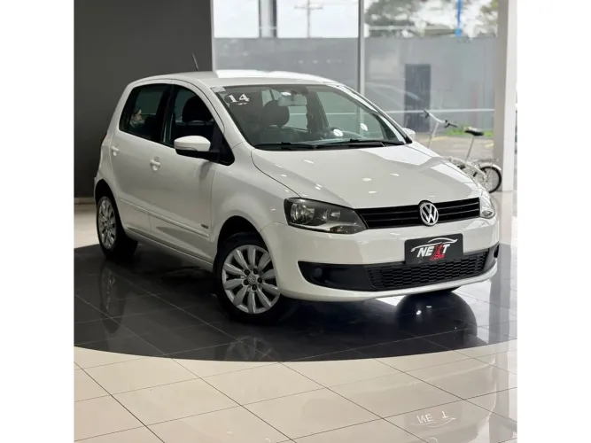 Volkswagen Fox 1.0 MI Total Flex 8V 5P 2014
