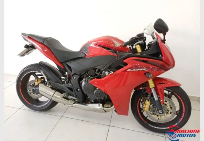 CBR 600 F 2014 15mil km