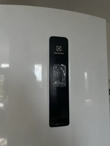 Geladeira Eletrolux nova