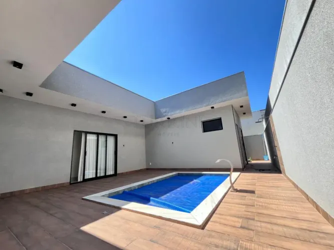 Casa para locação e venda no condomínio Residencial Tamboré em Bauru-SP.