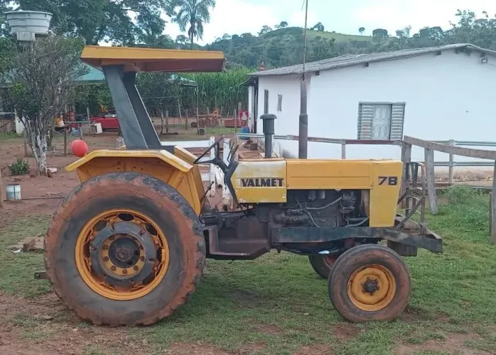 TRATOR VALMET 78