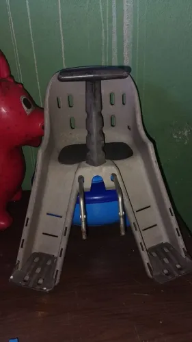 Cadeirinha de por na bicicleta infantil