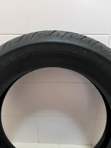 Pneu raro Harley Davidson 