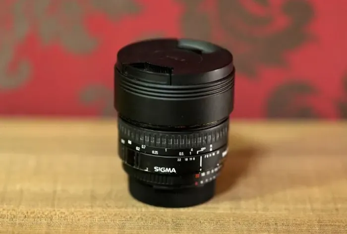 LENTE Sigma 15mm F2.8 Ex Dg Fisheye Para Nikon (Usado)