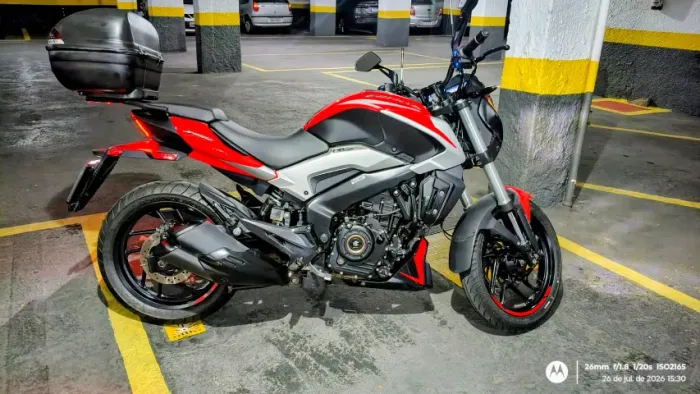 Bajaj Dominar 250 (25/25) - Único Dono + Kit Completo (Capacete KYT + Acessórios)