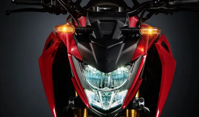 CB300F TWISTER 26/27