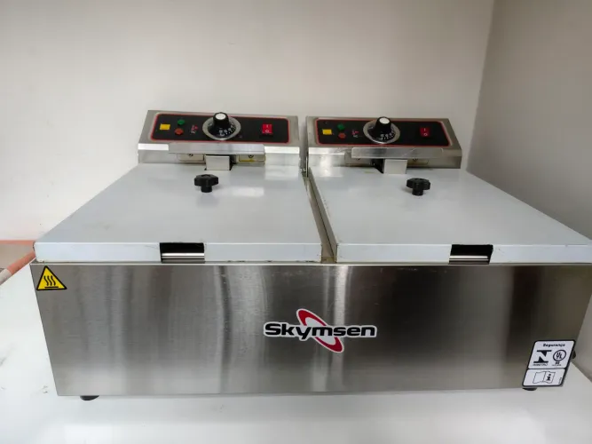 Vendo Fritadeira elétrica Skymsen seminova c nota fiscal! 