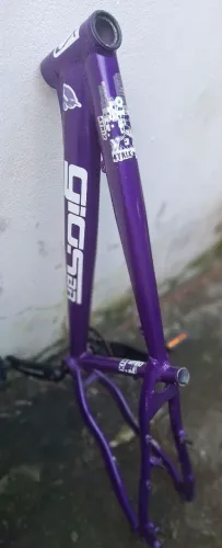 Vendo quadro Gios top mau foi usado