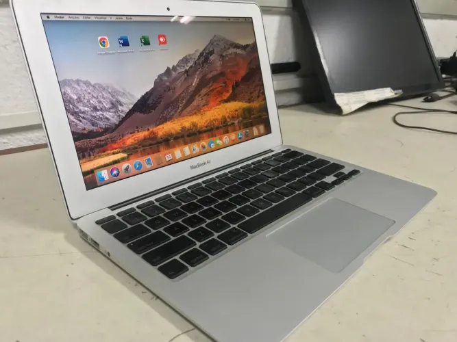 MacBook