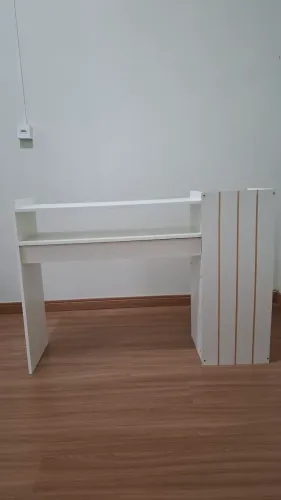 Mesa de manicure / Escrivaninha