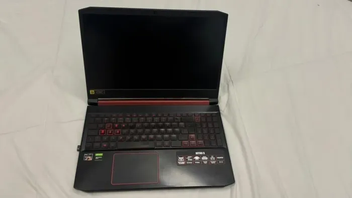 Acer Nitro 5 Ryzen 5+ GTX 1650 + 16GB RAM
