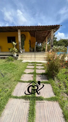 Granja no centro da cidade de Conde-PB Com 1 hectares ótima estrutura. 