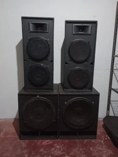 Vendo ou troco som completo em geladeira