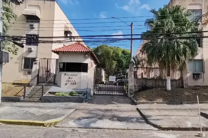 Apartamento 2 Qts - Pechincha - Com Armários