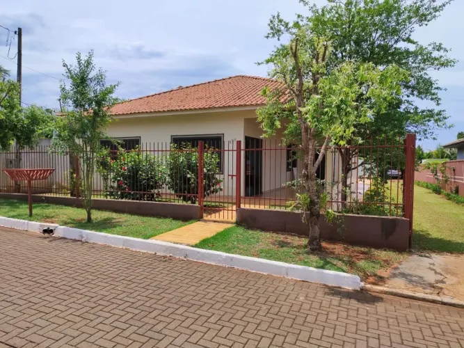 CHACARA DE LAZER C/ PISCINA DE 960 M² COND, BARRA DO IVAI EM IVATUBA.