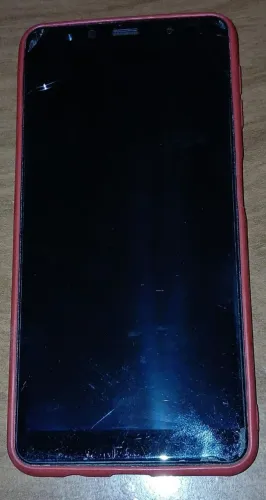 Telefone Samsung A7 2018 (produto com defeito apenas para troca de peças)