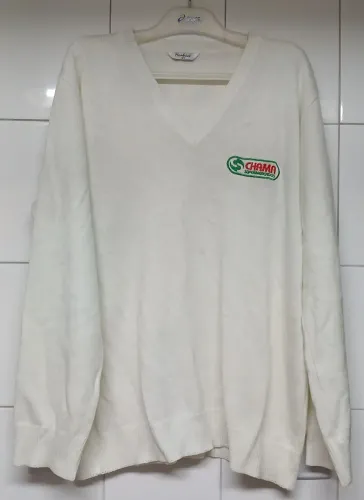 Blusa Tricô Branca Gola V Mercado Chama Tamanho G1<br>