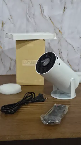 Projetor HY300 NOVO!