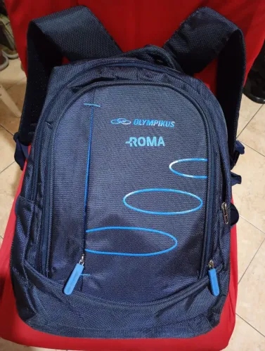 Mochila Olympikus Roma, azul marinho, estado de nova, pequeno reparo de desgaste na alça.