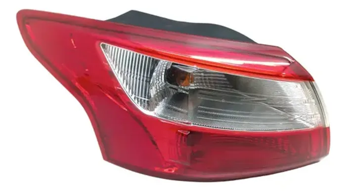 Lanterna Traseira Esquerda Ford Focus Sedan 2015 Esquerdo/motorista Vermelho