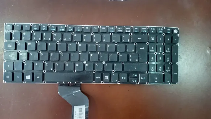 TECLADO ACER ASPIRE E5