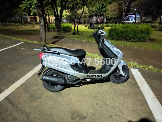 SUZUKI AUTOMÁTICA 125 CILINDRADAS