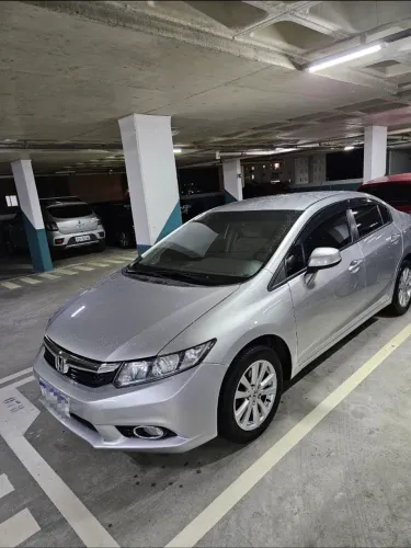 Honda Civic Sedan LXS 1.8/1.8 Flex 16V Aut. 4P 2014
